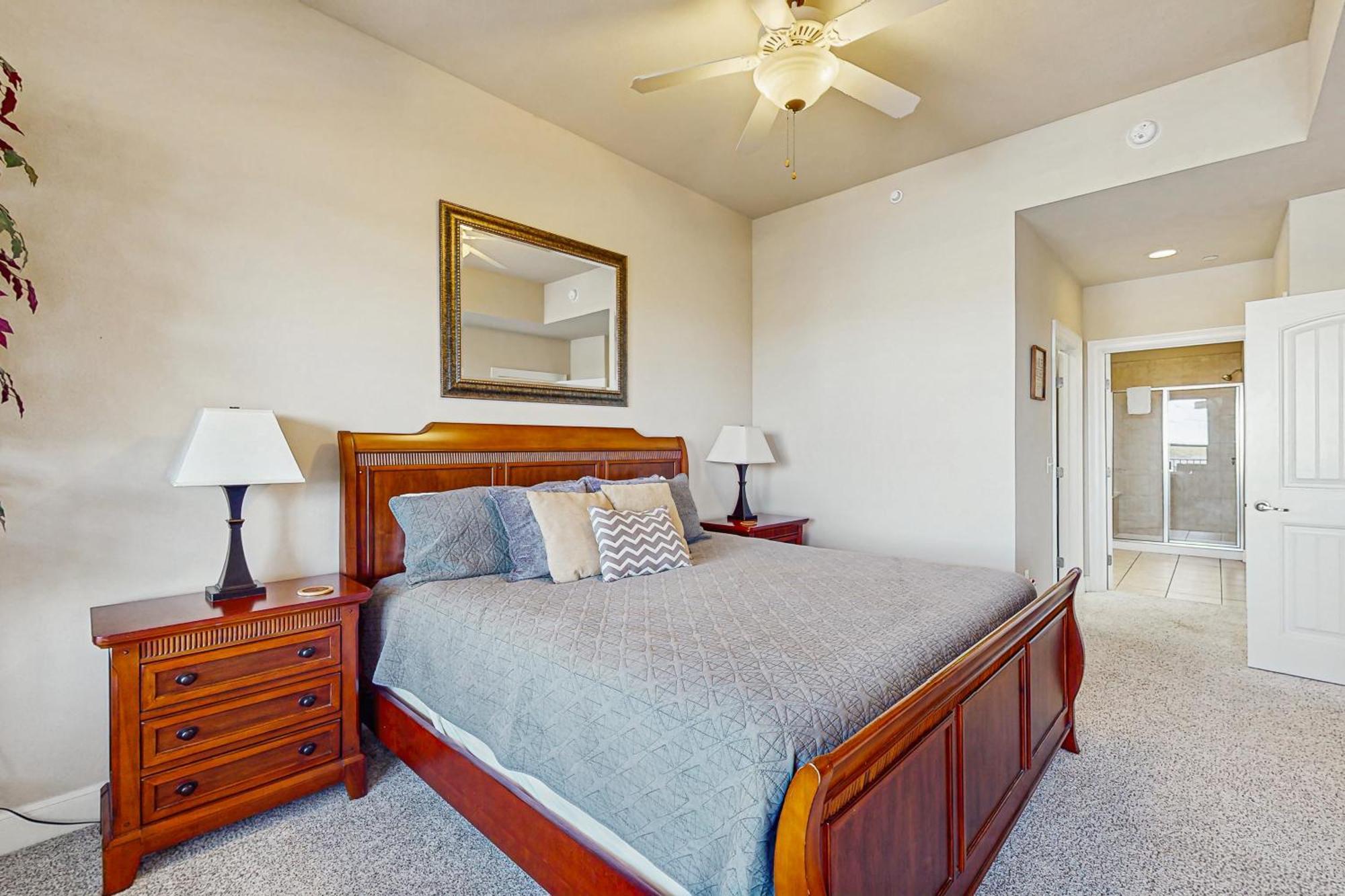 The Waters Condo Building 3 Horseshoe Bay Bagian luar foto