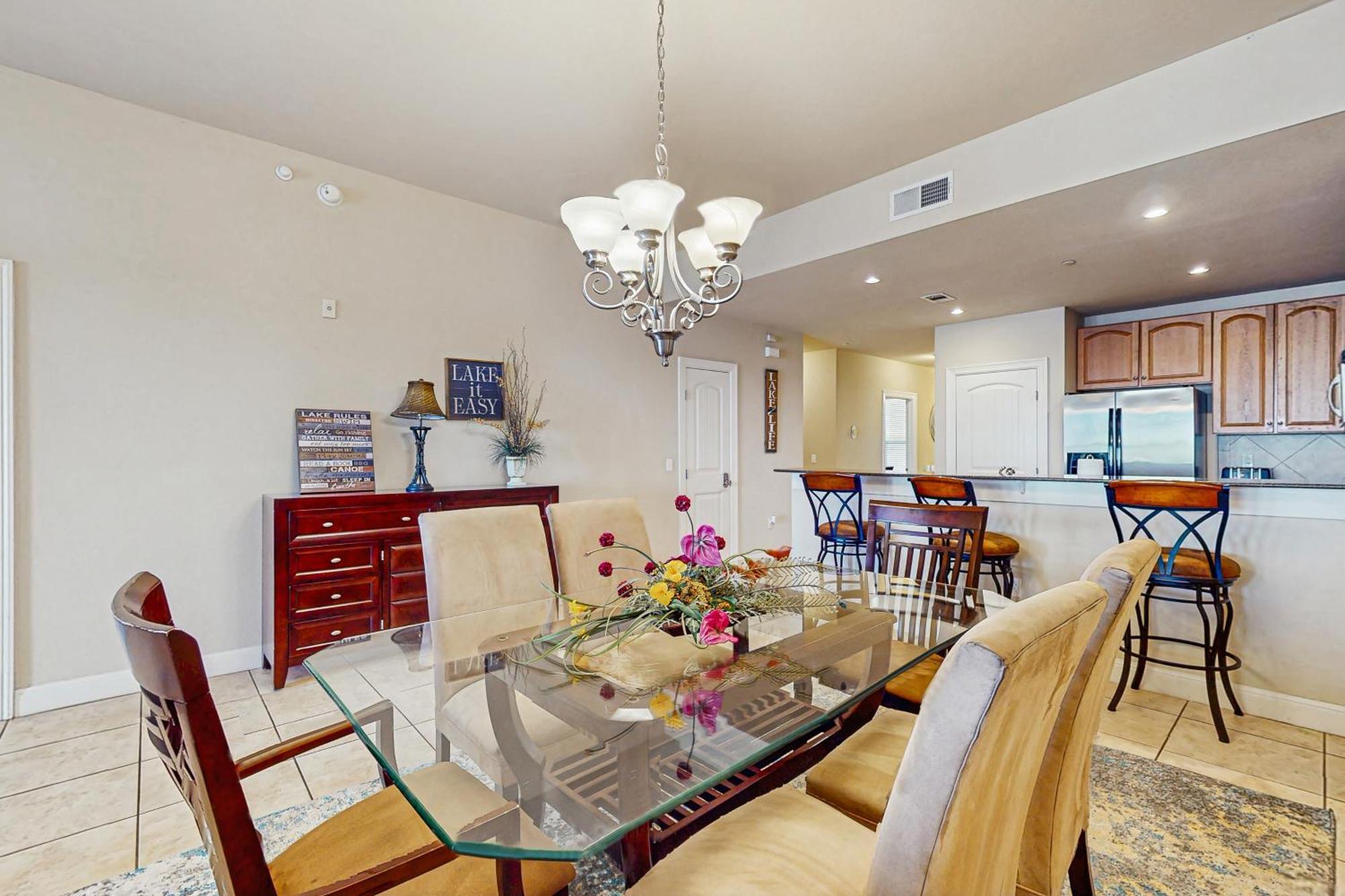 The Waters Condo Building 3 Horseshoe Bay Bagian luar foto