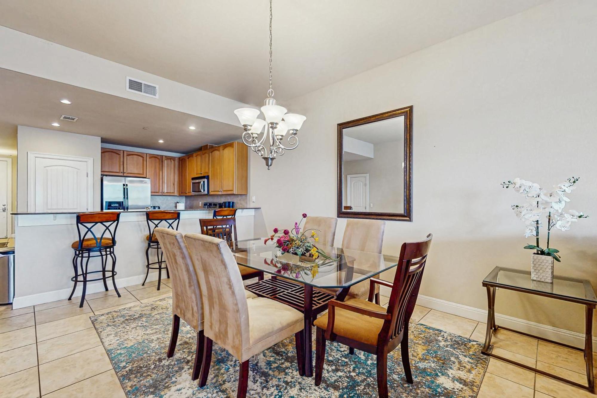 The Waters Condo Building 3 Horseshoe Bay Bagian luar foto
